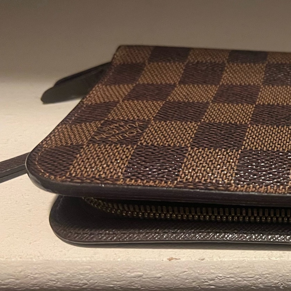 LV wallet